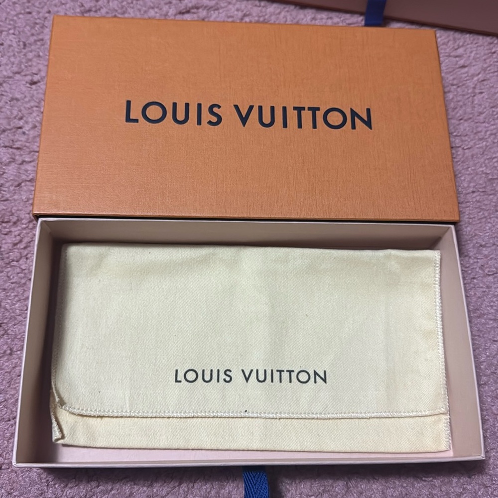 Louis Vuitton box and dustbag combo